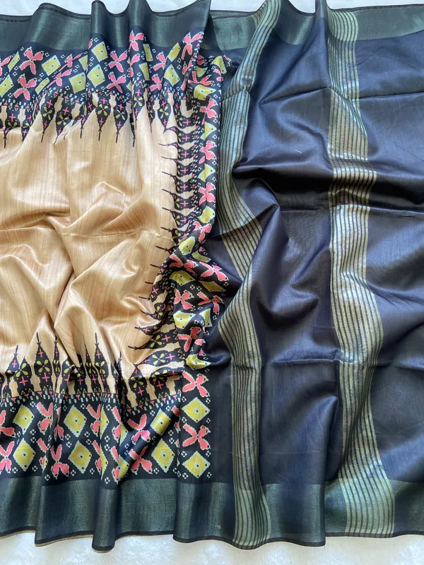 Soft_Tussar_Silk_sarees_with_Beautiful_Print_With_Attractive_Border_And_Contrast_Print_Blouse_With_Tassels