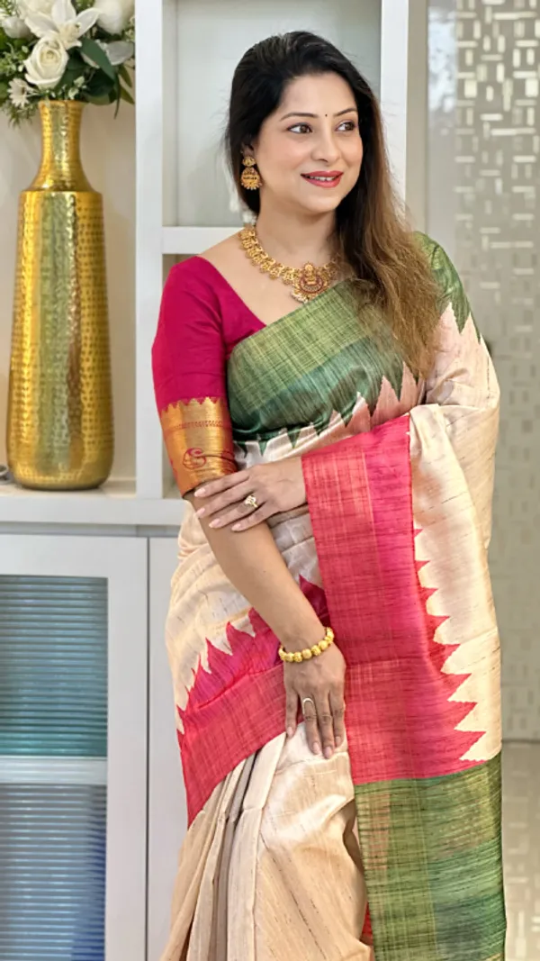 Soft_Tussar_Silk_sarees_with_Beautiful__Print_With_Attractive_Temple_Border_And_Contrast_Print_Blouse_With_Tassels_in_new_styles