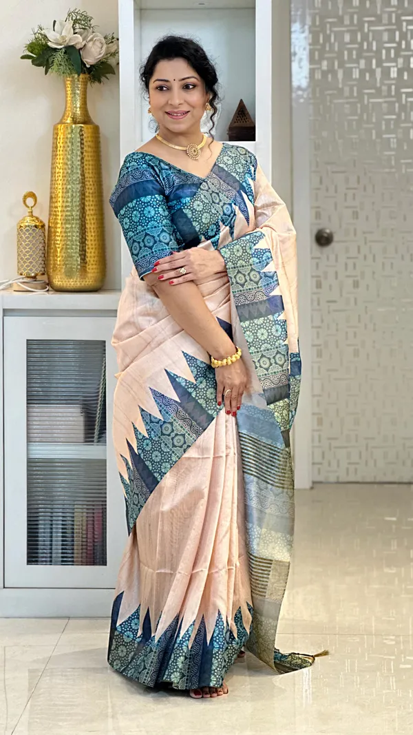 Amrita_Blue_–_Nectar_Navratri_Special_|_Soft_Tussar_Silk_Saree_with_Print,_Pallu_&_Contrast_Print_Blouse_with_Tassels