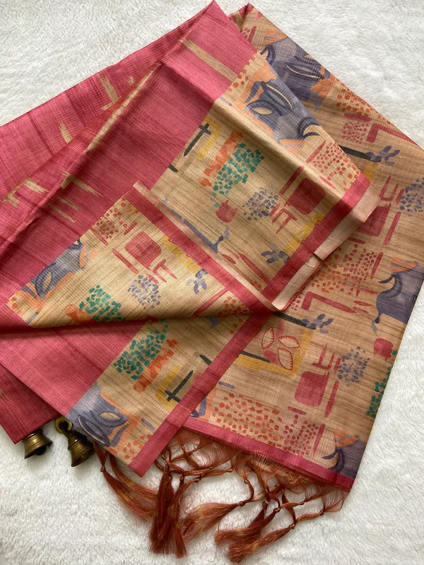 Soft_Tussar_Silk_sarees_with_Beautiful_Print_With_Attractive_Pallu_And_Contrast_Print_Blouse_With_Tassels