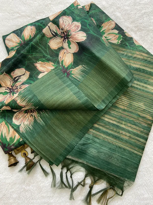 Gargi_Green_–_Wise_Navratri_Special_|_Soft_Tussar_Silk_Saree_with_Print,_Pallu_&_Zari_Border_&_Contrast_Print_Blouse_with_Tassels