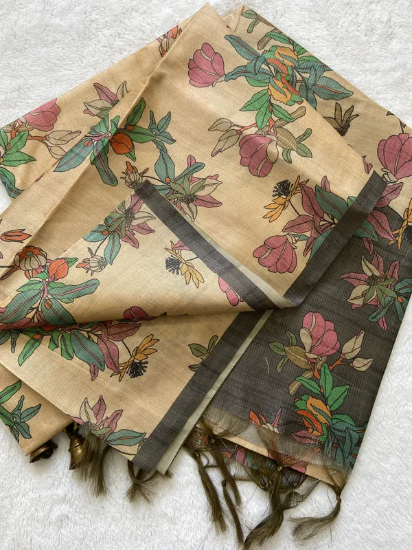 Soft_Tussar_Silk_sarees_with_Beautiful_Print_With_Attractive_Zari_Line_Saree_And_Print_Blouse_With_Tassels