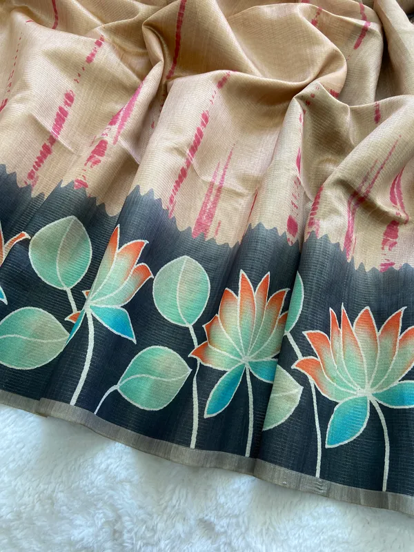 Nehal_Grey_–_Aesthetic_Edit_for_You_|_Soft_Tussar_Silk_Saree_with_Print,_Border_&_Contrast_Print_Blouse_with_Tassels
