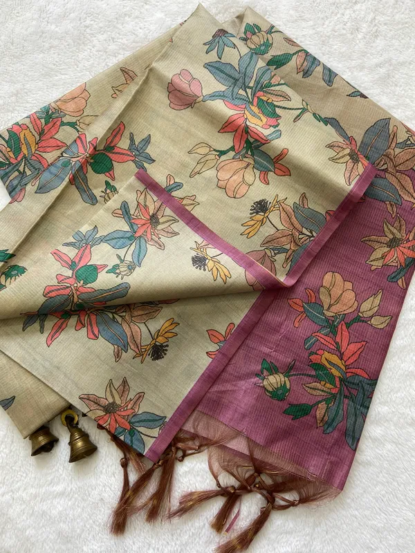 Soft_Tussar_Silk_sarees_with_Beautiful_Print_With_Attractive_Zari_Line_Saree_And_Print_Blouse_With_Tassels