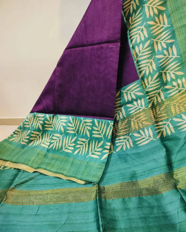 Ruby_Rama_Green_&_Wine_–_Festive_Season_Special_|_Soft_Tussar_Silk_Saree_with_Print,_Border_&_Contrast_Print_Blouse_with_Tassels