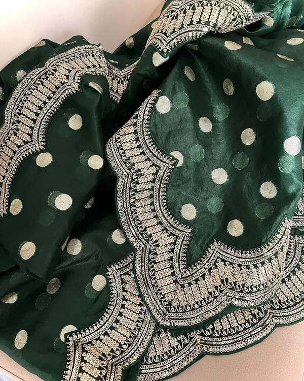 Dulhaniya_Green_–_Bridal_Wedding_Special_|_Kanchipuram_Weaving_Organza_&_Coding_Work_Saree