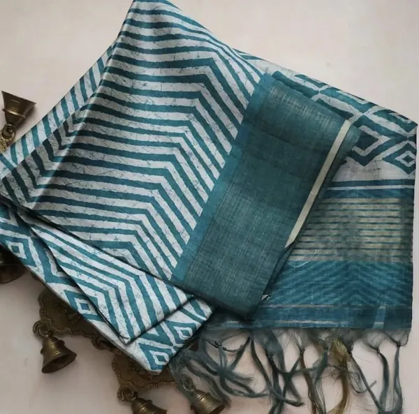 Ganga_Rama_Green_–_Sacred_Navratri_Special_|_Soft_Tussar_Silk_Saree_with_Print,_Border_&_Contrast_Print_Blouse_with_Tassels