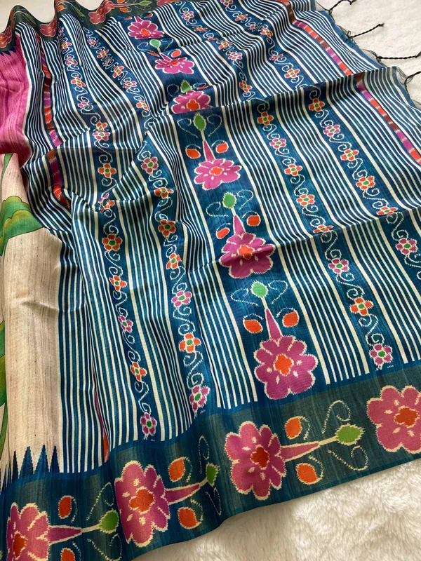 Soft_Tussar_Silk_sarees_with_Beautiful_Print_With_Attractive_Pallu_And_Contrast_Print_Blouse_With_Tassels