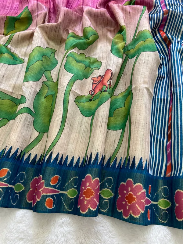 Soft_Tussar_Silk_sarees_with_Beautiful_Print_With_Attractive_Pallu_And_Contrast_Print_Blouse_With_Tassels