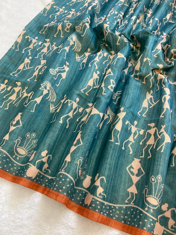 Ojasvi_Orange_–_Radiant_Diwali_Special_|_Soft_Tussar_Silk_Saree_with_Print,_Pallu_&_Contrast_Print_Blouse_with_Tassels