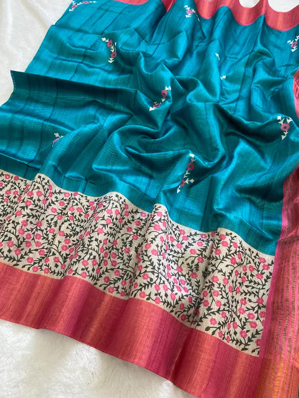 Soft_Tussar_Silk_sarees_with_Beautiful_Print_With_Attractive_Border_And_Contrast_Print_Blouse_With_Tassels