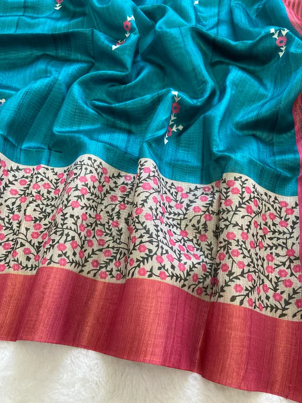 Soft_Tussar_Silk_sarees_with_Beautiful_Print_With_Attractive_Border_And_Contrast_Print_Blouse_With_Tassels
