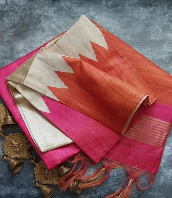 Temple_Tussar_Orange_–_Temple_Border_Diwali_Special_|_Soft_Tussar_Silk_Saree_with_Print,_Border_&_Contrast_Print_Blouse_with_Tassels