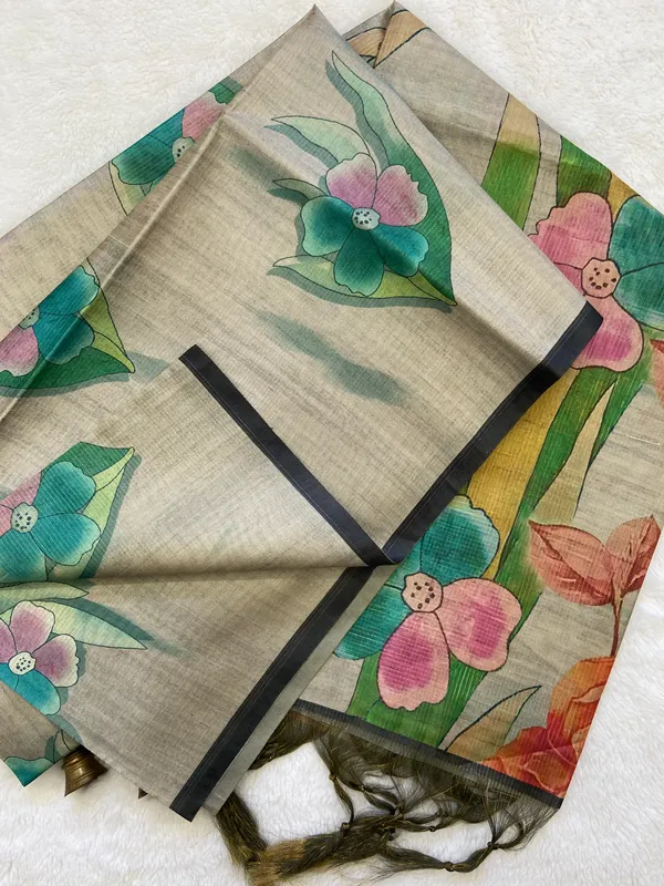 Madhuri_Black_&_Grey_–_Sweet_Aesthetic_Edit_for_You_|_Soft_Tussar_Silk_Saree_with_Print,_Pallu_&_Contrast_Print_Blouse_with_Tassels