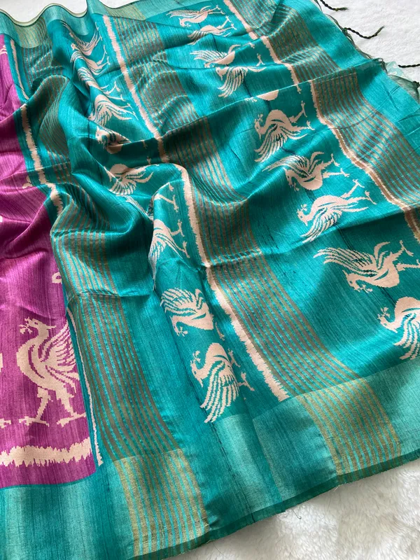 Saloni_Rama_Green_–_Navratri_Special_|_Soft_Tussar_Silk_Saree_with_Print,_Pallu_&_Contrast_Print_Blouse_with_Tassels
