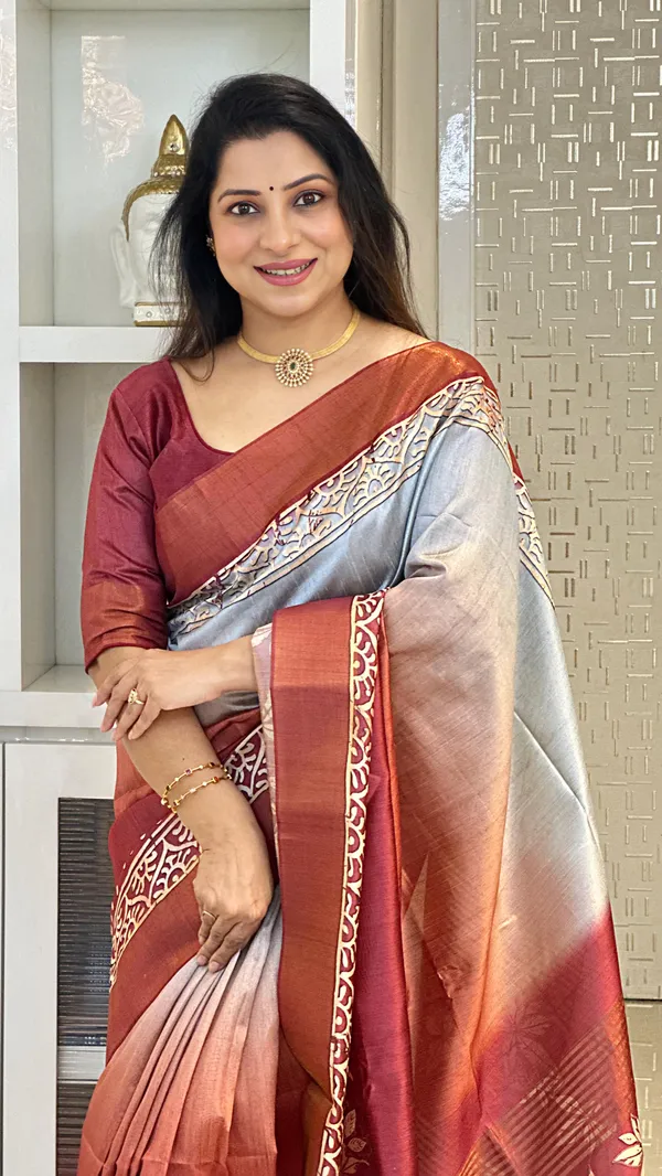 Lakshmi_Wine_–_Auspicious_Diwali_Special_|_Soft_Tussar_Silk_Saree_with_Print,_Border_&_Contrast_Print_Blouse_with_Tassels