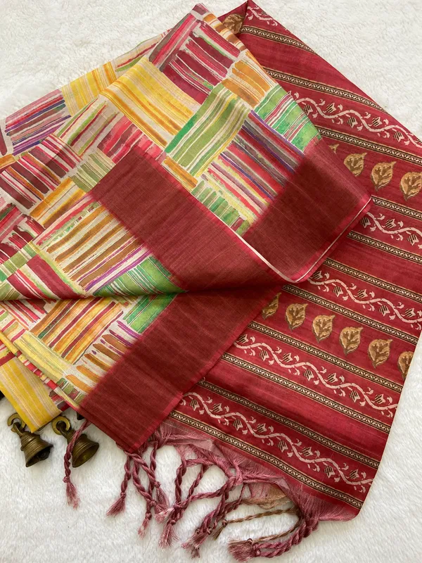 Omya_Maroon_–_Aesthetic_Edit_for_You_|_Soft_Tussar_Silk_Saree_with_Print,_Slub_Pattern_&_Print_Blouse_with_Tassels