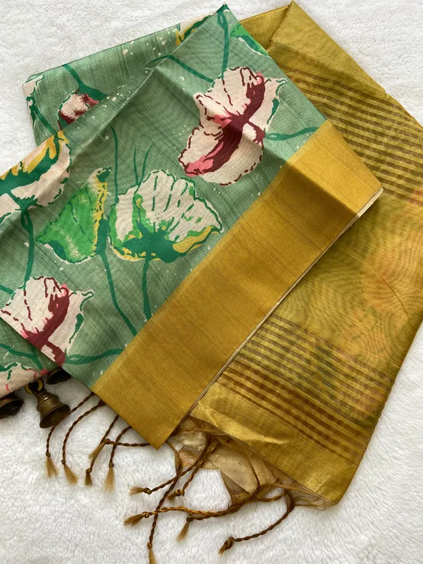 Anusha_Yellow_–_Zari_Line_Diwali_Special_|_Soft_Tussar_Silk_Saree_with_Print,_Zari_Line_Saree_&_Print_Blouse_with_Tassels