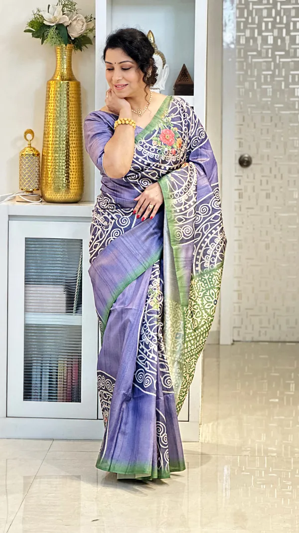 Soft_Tussar_Silk_sarees_with_Beautiful_Print_With_Attractive_Zari_Line_Saree_And_Print_Blouse_With_Tassels