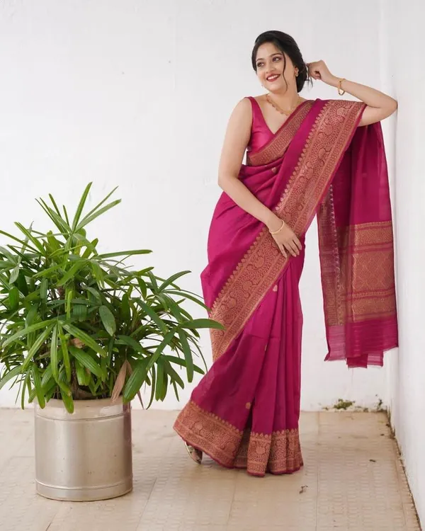 Pink_Banarasi_Silk_Saree_With_Blouse_Piece