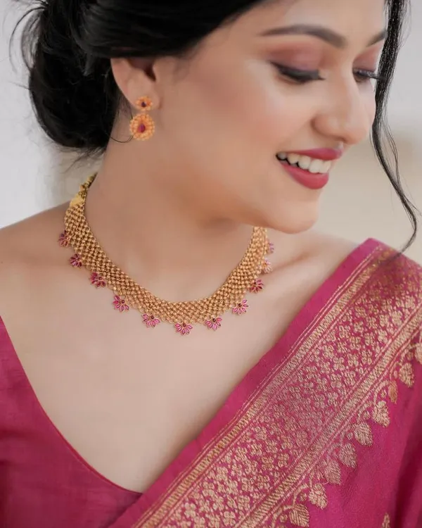 Pink_Banarasi_Silk_Saree_With_Blouse_Piece