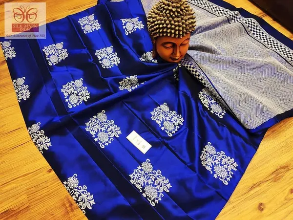 Royal_Blue_Soft_Banarasi_Silk_Saree_With_Blouse_Piece