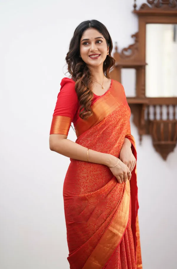Red_Soft_Banarasi_Silk_Saree_With_Lagniappe_Blouse_Piece