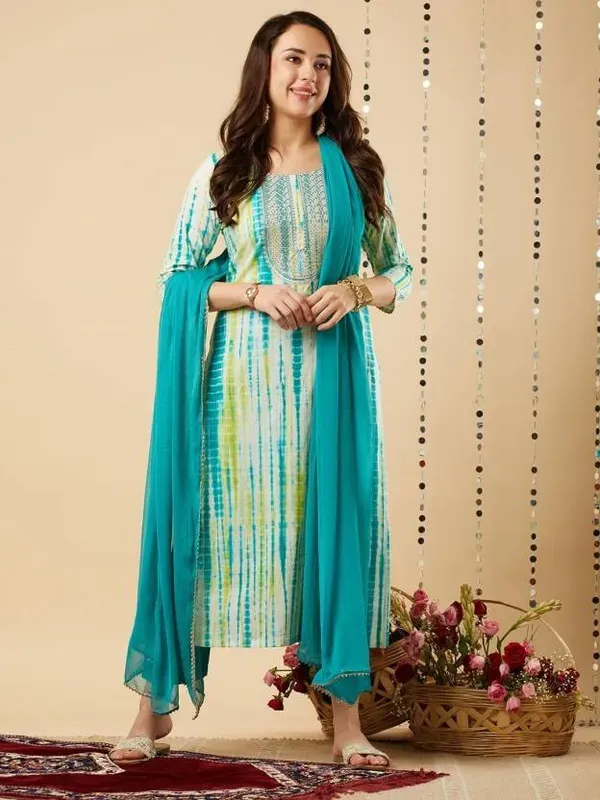 https://cdn-image.blitzshopdeck.in/ShopdeckCatalogue/tr:f-webp,w-600,fo-auto/65212fc102d8dc3ec1ac1220/media/Sea_Green_stylish_Woman_Kurta___Pant_with_Dupatta_Set__NQZPC8UU11_2024-01-24_1.webp__libas online