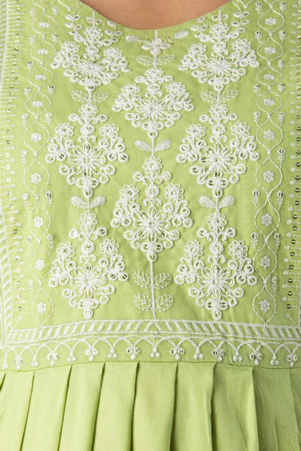 Casual_Embroidered_Women_Light_Green_Top