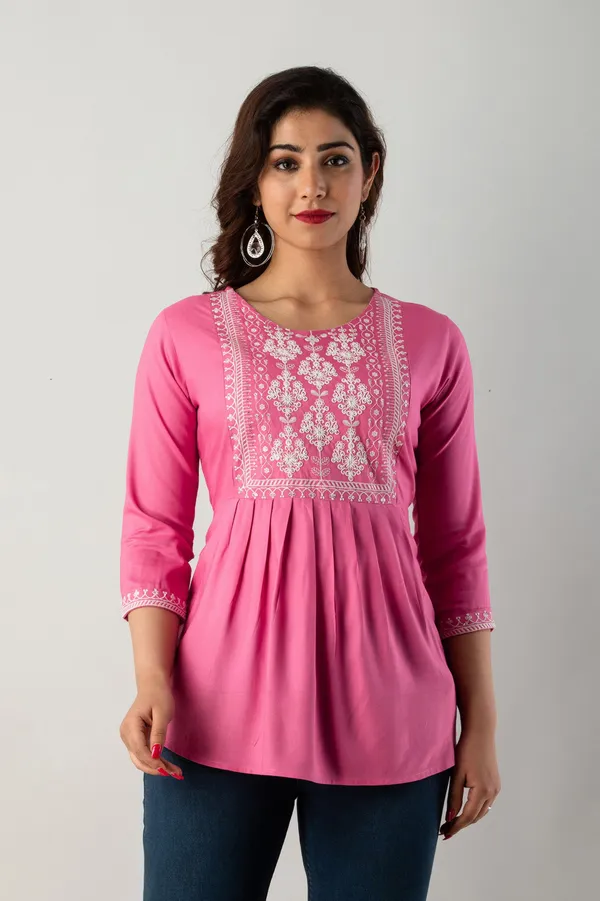 Casual_Embroidered_Women_Pink_Top