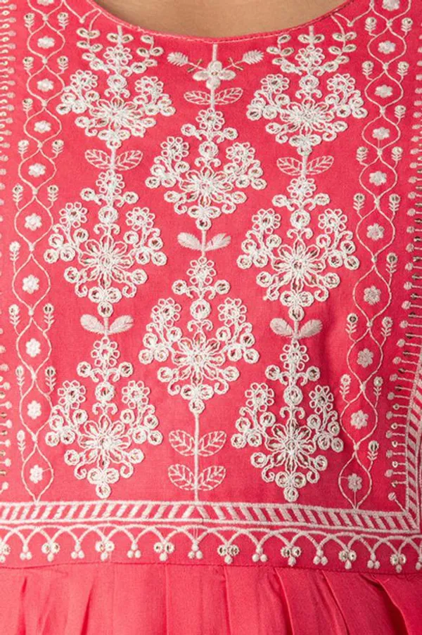Casual_Embroidered_Women_Pink_Top