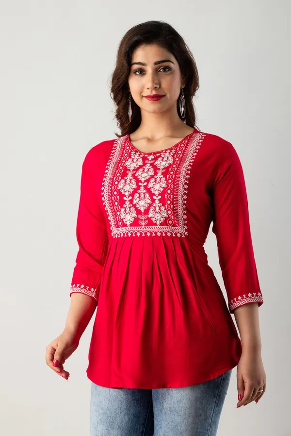 Casual_Embroidered_Women_Red_Top