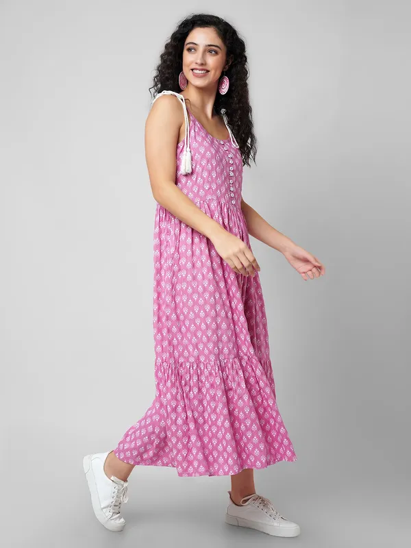 Women_Fit_And_Flare_Pink_Dress