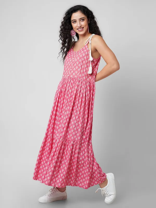 Women_Fit_And_Flare_Pink_Dress