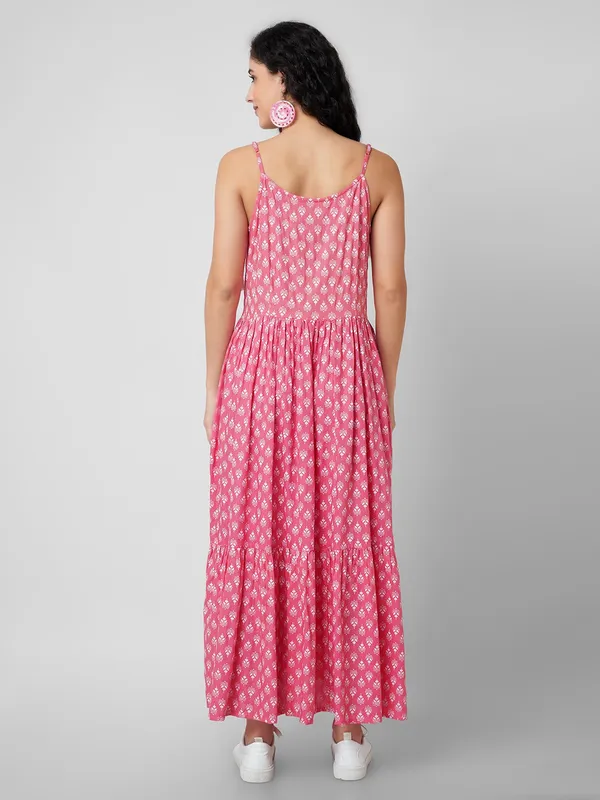 Women_Fit_And_Flare_Pink_Dress