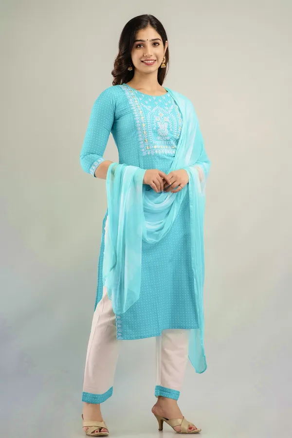 Women_Rayon_Embbroidered_Kurta_And_Palazzo_With_Dupatta_Set