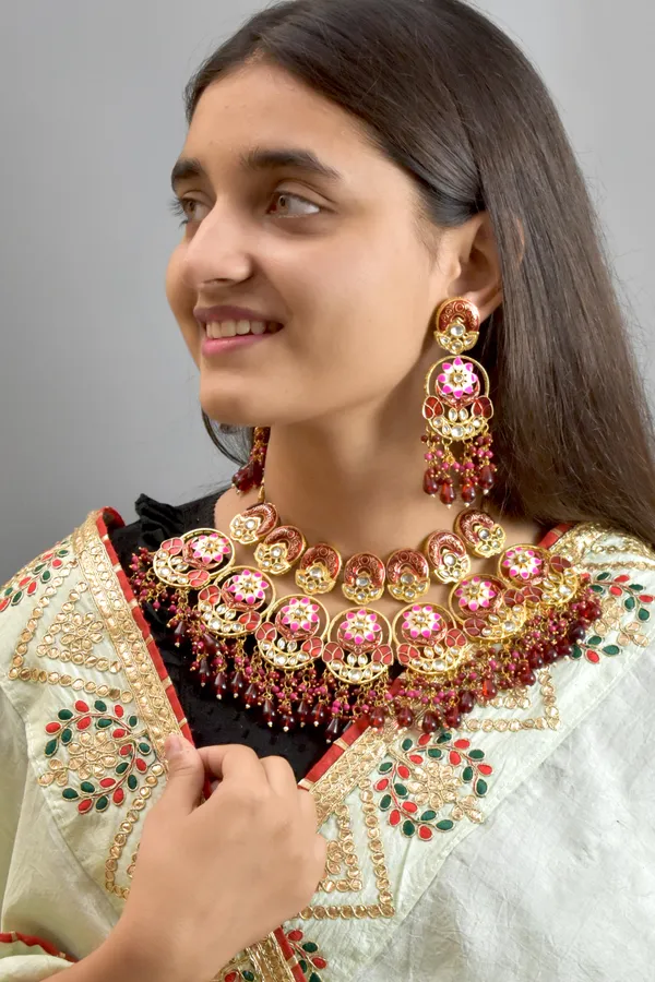 Mahroon_Choker_Necklace_Set_and_Earrings