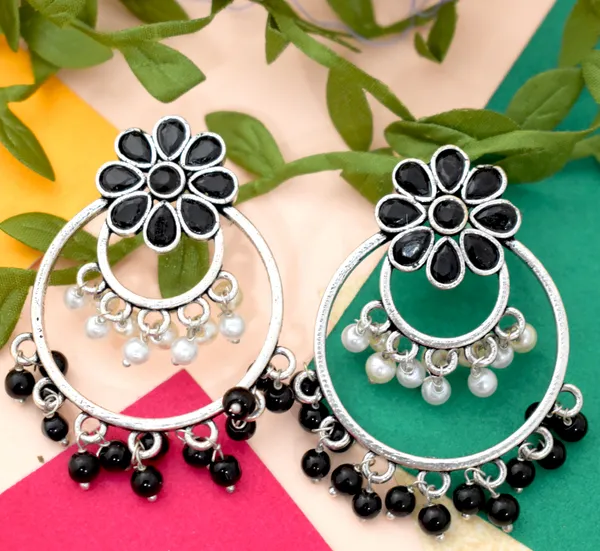 Black_Brass_Earring_with_Stone