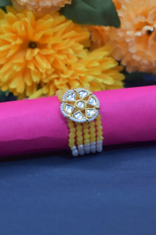 Bracelet_and_rakhi