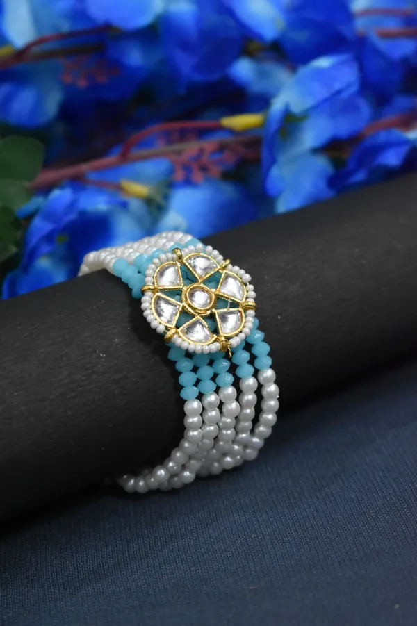 Bracelet_and_rakhi