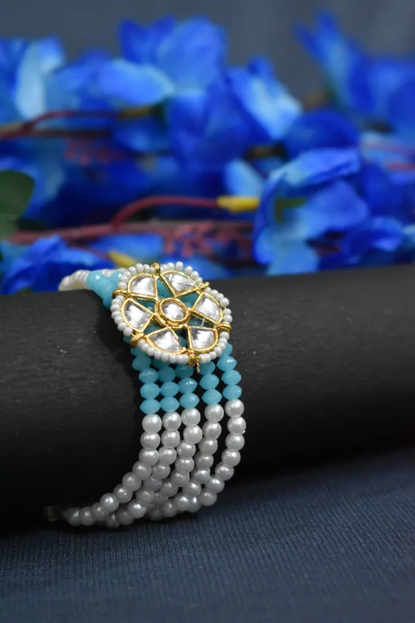 Bracelet_and_rakhi