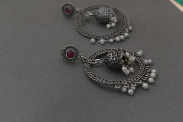 Mahroon_Stone_Earring