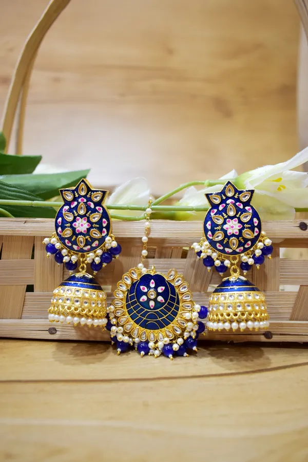 Meena_Kari_Jhumka_Earring_with_Maang_Tikka