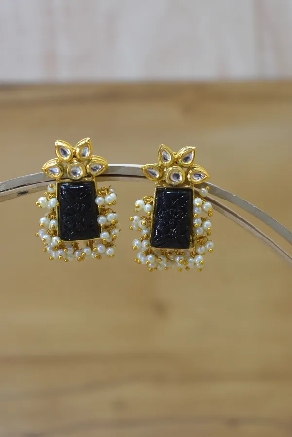 Carving_Stone_Earring_Set