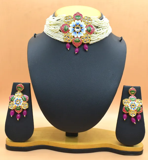 Latest_Designer_Magenta_Rani_Choker_Necklace_Set_with_beautiful_Earring