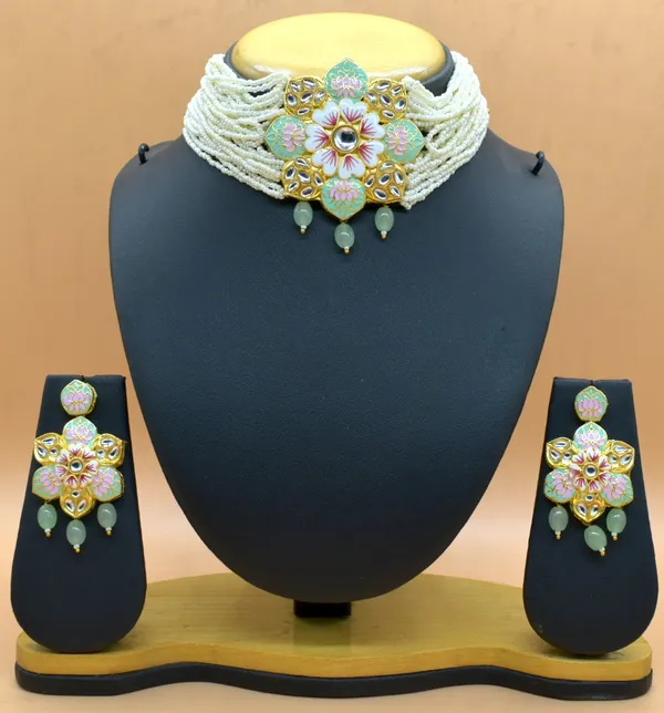 Mint_Sea_Green_Choker_Necklace_Set_and_Earrings_with_beautiful_Earring