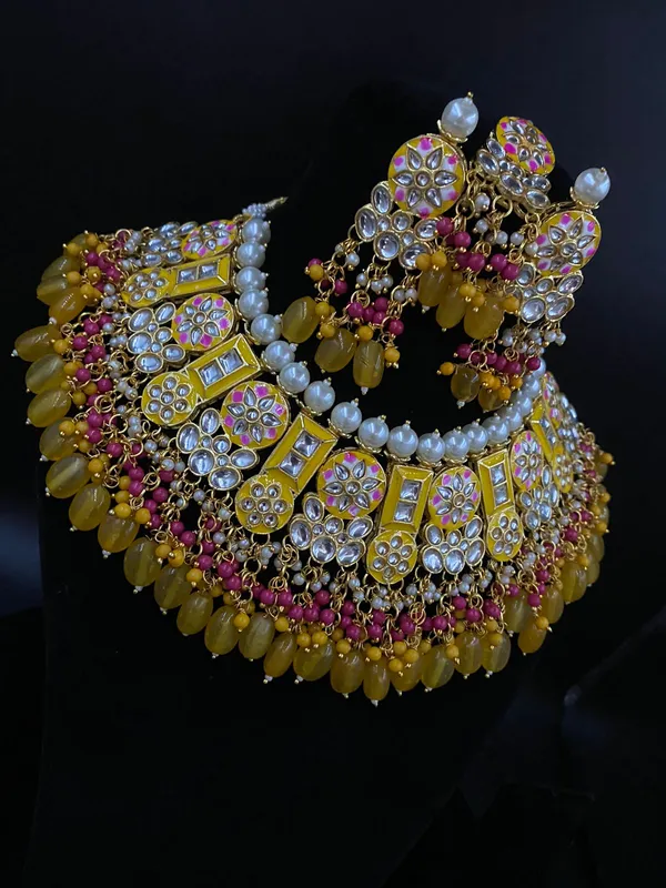 Latest_Designer_Yellow_Choker_Necklace_Set