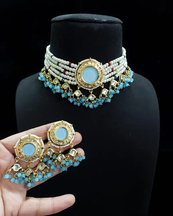 Choker_Necklace_Set_and_Earrings