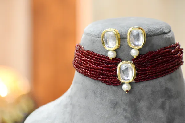 Brass_Kundan_Choker_Necklace_with_Back_Meena
