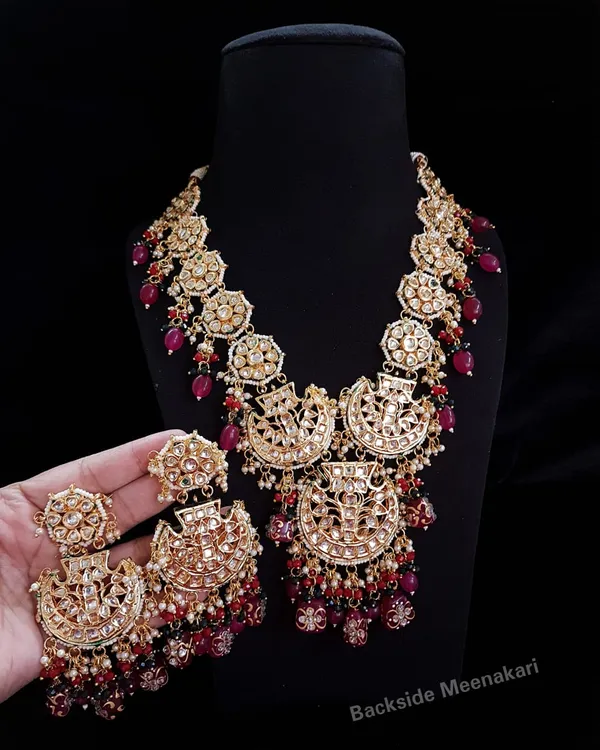 Long_Necklace_Set_and_Earrings